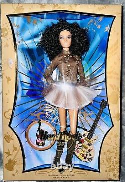 2007 HARD ROCK CAFE AA Barbie Doll withHRC Collector Pin Gold Label K7946 NRFB