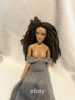 Tonner Co. Doll 2009 Ethnic Nose Ring Yarn Hair Realistic Beauty Posable READ ZW