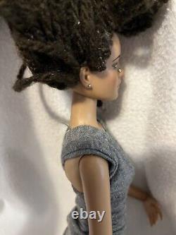 Tonner Co. Doll 2009 Ethnic Nose Ring Yarn Hair Realistic Beauty Posable READ ZW