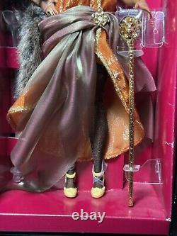 Barbie Madame Lavinia Théâtre Harlem Articulée Courbée AA (Lire la description)