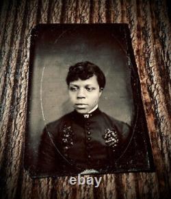 Joli Noir Africain Américain Adolescent Fille Jeune Femme Perle Robe 1800 Photo