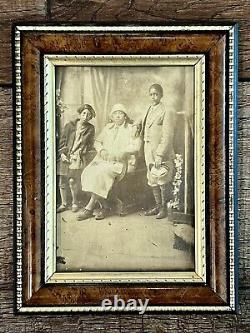 Photo antique d'une famille afro-américaine de la fin des années 1800, mère et enfants, image originale.