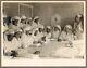 Photo Des Infirmières Afro-américaines De La Croix-rouge Des Années 1920 Roulant Des Bandages Vintage