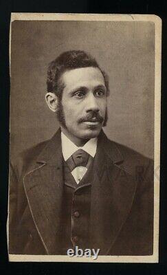 Photo rare de l'enseignant afro-américain JP Shorter de l'Université de Wilberforce dans l'Ohio, noir