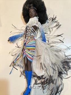 Poupée Barbie Byron Lars MBILI Trésors d'Afrique Édition Limitée 2002 Mattel