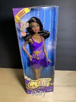 Poupée Barbie So In Style S. I. S. SIS Grace Vêtue d'une Robe Violet Pailletée Barbie Rare