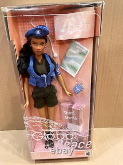 Poupée JANAY Vintage 2002 'Paix mondiale' par Integrity Toys, Inc, Rare et NRFB