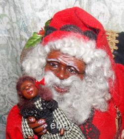 RARE Poupées de Noël signées Fayette Knoop SANTA EST LÀ ! African American/OOAK