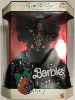 Traduisez ce titre en français : Barbie de Noël 1991 Vintage Édition Spéciale Afro-Américaine NRFB NIB NOS