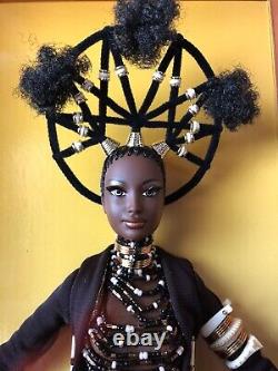 Trésors de l'Afrique MOJA Byron Lars Barbie Doll Poupée africaine américaine AA EXPÉDITEUR NRFB