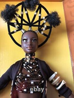 Trésors de l'Afrique MOJA Byron Lars Barbie Doll Poupée africaine américaine AA EXPÉDITEUR NRFB