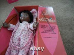 Vintage 1969 Shindana Jouets African American Baby Dee Bee Jamais Joué Avec La Boîte